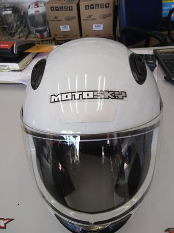 Capacete motosky magnum Tam 60 com entrega em todo Rio!