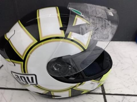 Capacete agv