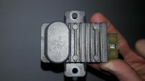 Regulador de voltagem