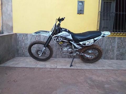 Moto De Trilha Antiga - Brick7 Motos