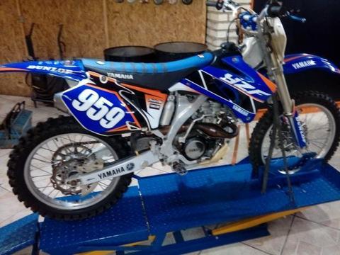 YZ250F Oficial - 2009