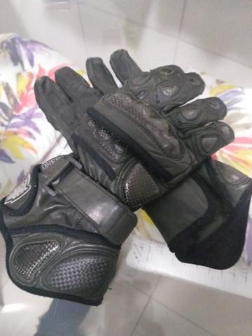 Vende- se luvas para moto impermeáveis