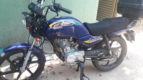 Leia o anúncio. - 1997