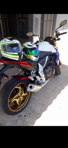 Cb1000r capitao américa (abs) - 2013