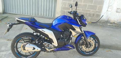 Yamaha fazer 250 azul - 2019