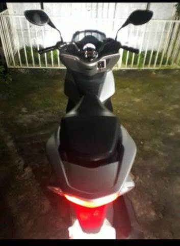 Pcx zera moto ano 2017 modelo 2018 nova emplacada 2020 e pegar e transferir - 2017