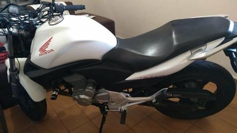 Honda CB300 - 2012