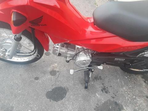 Vendo uma pop 110i com 6.500km - 2018