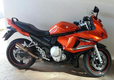 GSX 650 F Laranja Seminova - 2010