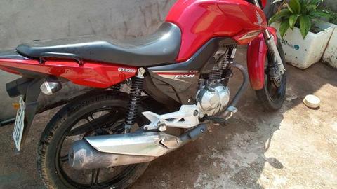 Vende-se uma Honda Fan 160 - 2016