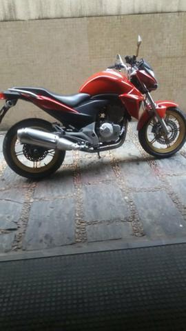 CB 300 15/15 NOVÍSSIMA  Reais - 2015