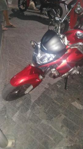 Vendo cb 300 - 2010