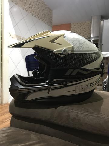 Vendo capacete de trilha HELT