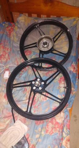 Vendo par de aros Fan 160 2018