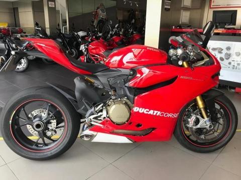 DUCATI SUPERBIKE 1199 PANIGALE S - 2013