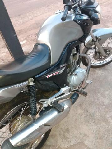 Vendo uma moto fan 2014 em dias final 6 - 2014